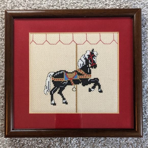 Carousel horse needlepoint set of 6 framed and matted handcrafted - Picture 5 of 10